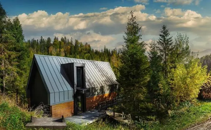 Spitzbergen House